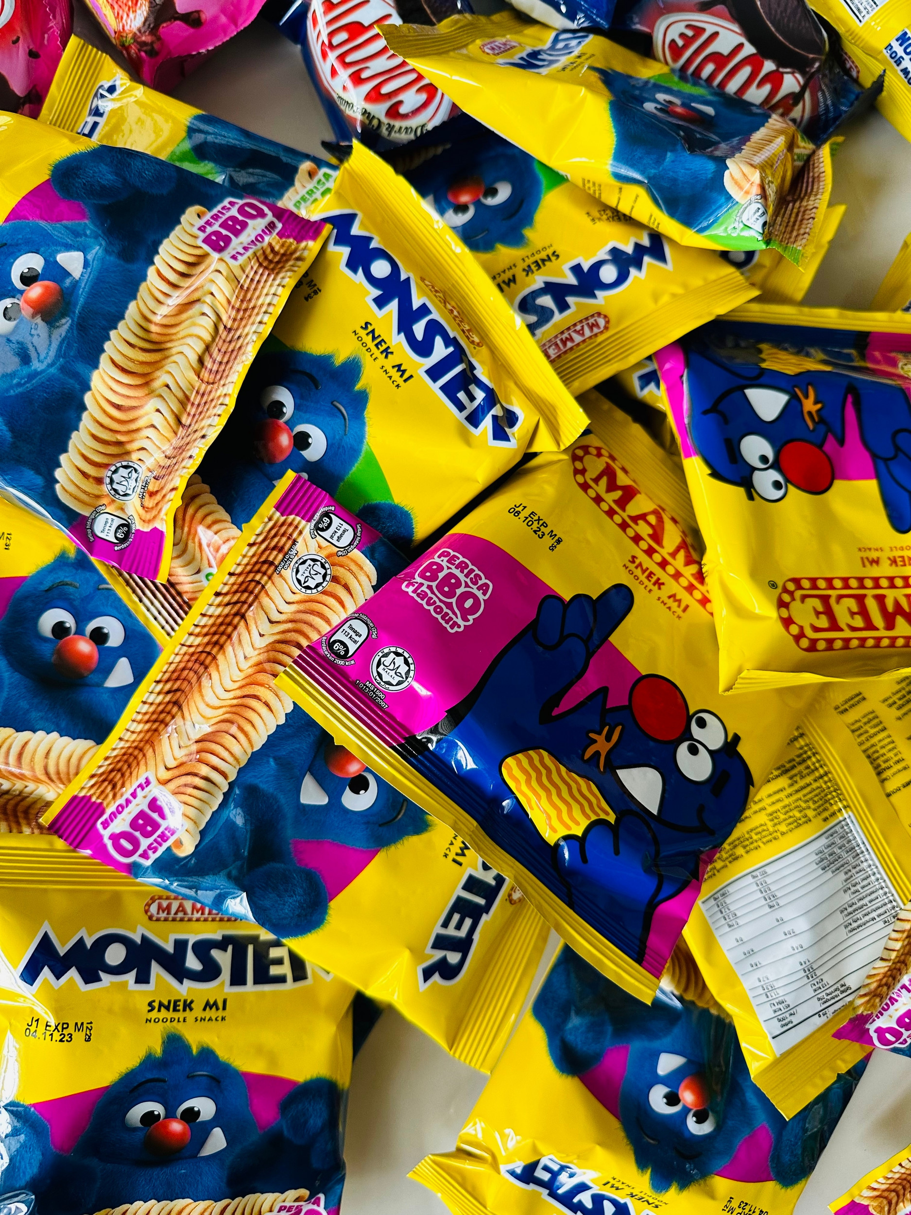 Shutterstock 2289223997