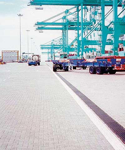 Port Johor-1